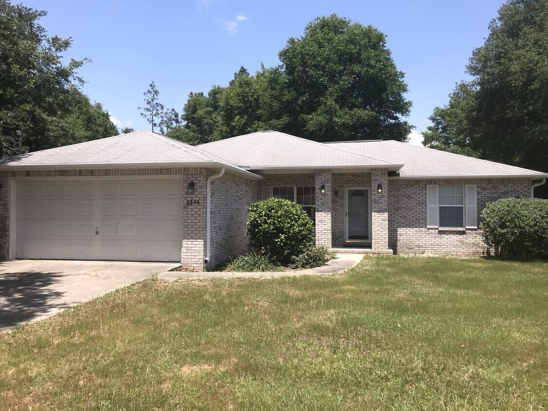 Primary Photo - Wonderful Milton Home