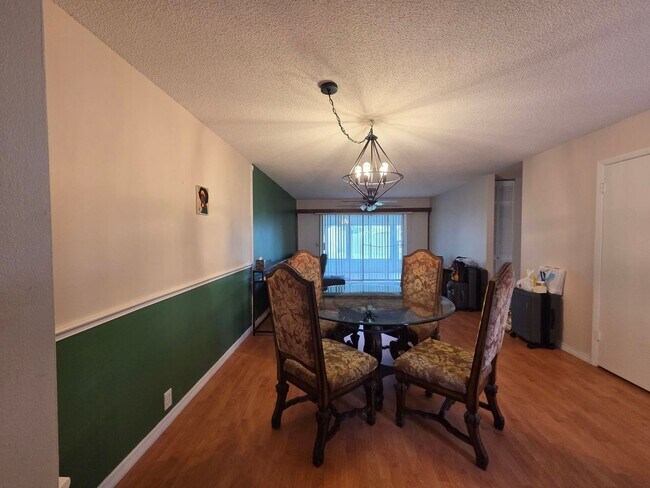 Building Photo - Altamonte Springs (55+ Community) - 2 Bedr...