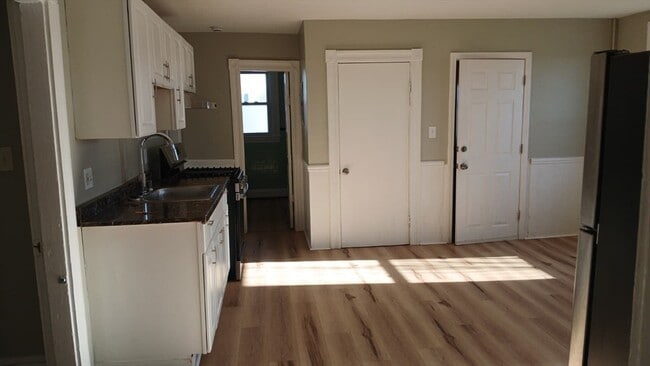 Foto del edificio - 275 Jefferson Ave