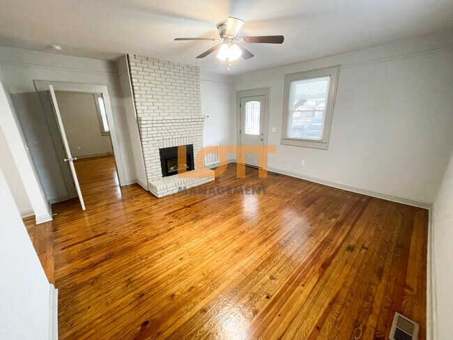 Building Photo - 7 Sturtevant St