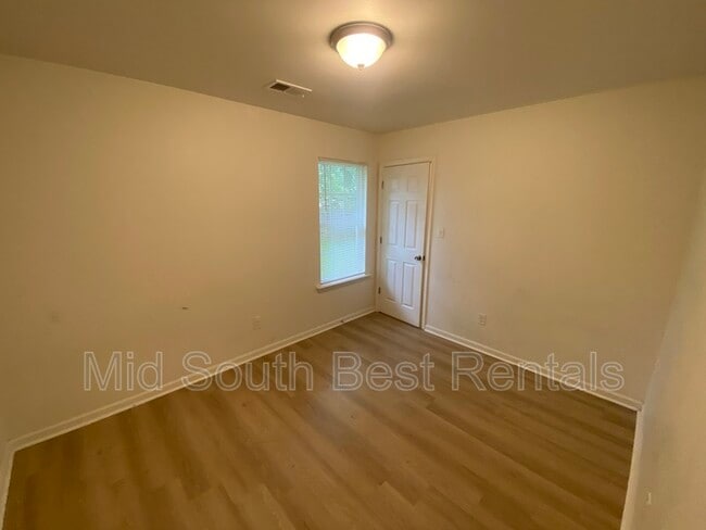 Building Photo - 5869 E Fox Bend Cove