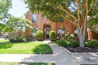 Building Photo - 11007 Southwyck Dr
