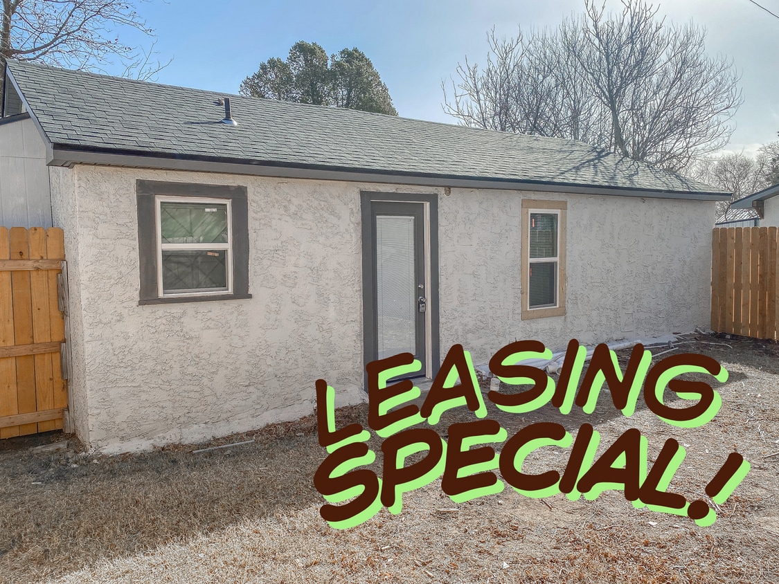 Primary Photo - 1910 22nd St