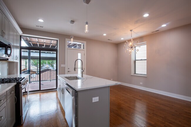 Foto del edificio - 2340 W 21st St
