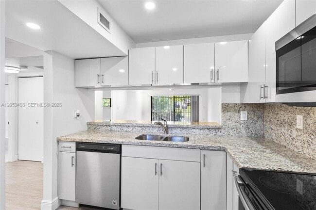 Building Photo - 10145 NW 9th St