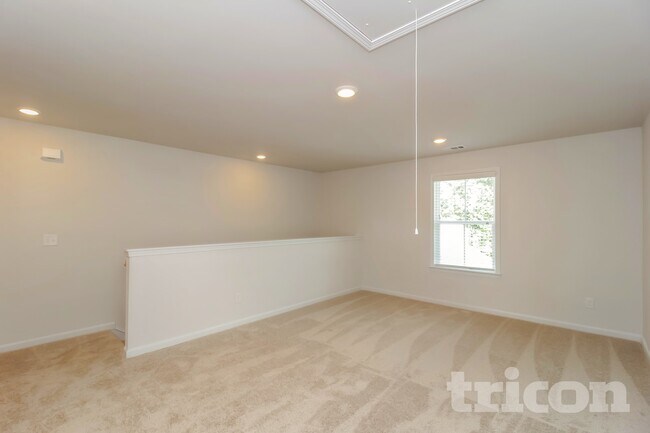 Building Photo - 25 Leyland Ct
