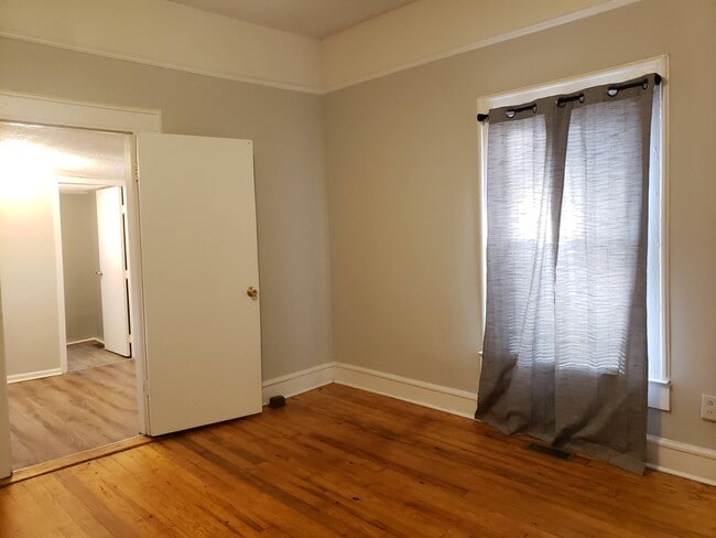 Building Photo - 4 West St