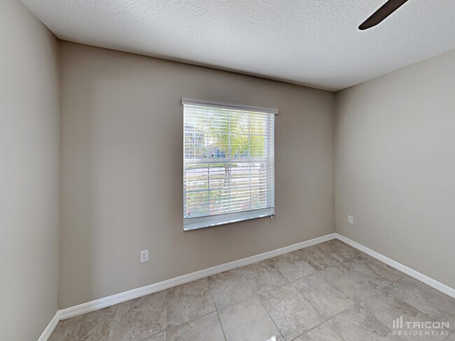 Foto del edificio - 6804 Trent Creek Dr