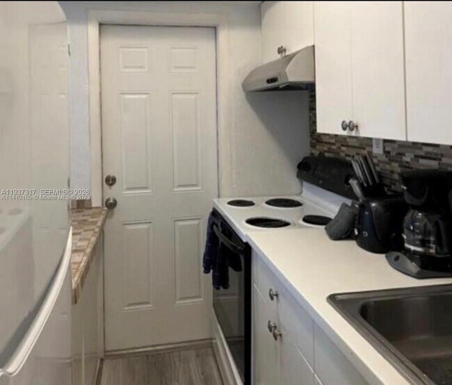 Foto del edificio - 1542 NW 35th St