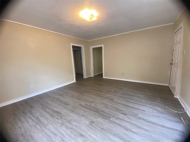 Foto del edificio - 1322 Sycamore Ave