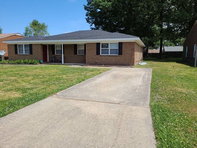 Foto del edificio - 6032 Brookwood Dr