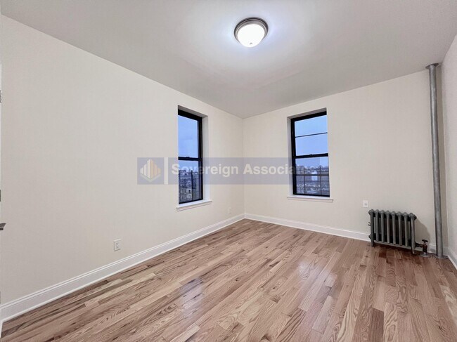 Foto del edificio - 1803 Riverside Dr
