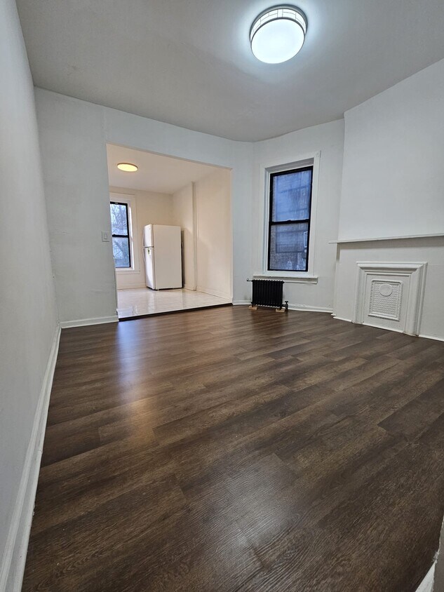 Foto principal - 464 42nd St