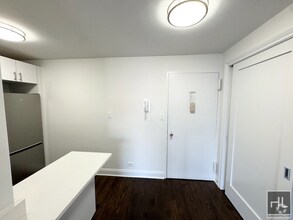 Building Photo - East 16 Avenue