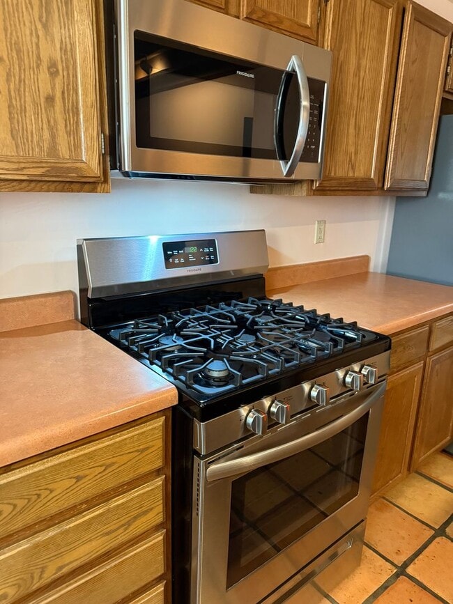 Building Photo - Southwest Casita in Convenient Location
