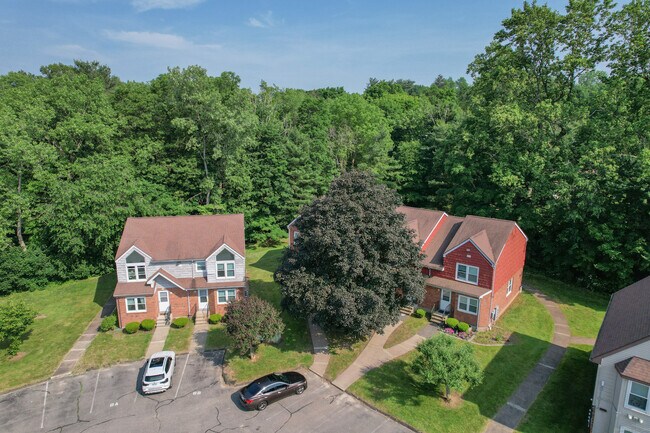 Foto del edificio - 145 Harbor Pond Dr