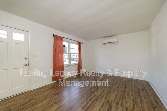 Foto del edificio - 238 Bond St