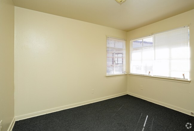 Second Bedroom - Abilene Apartments & Duplexes