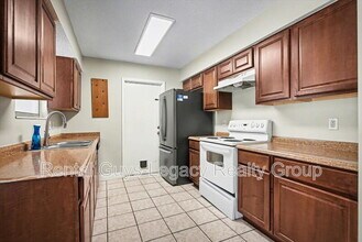 Building Photo - 2120 Blair Rd