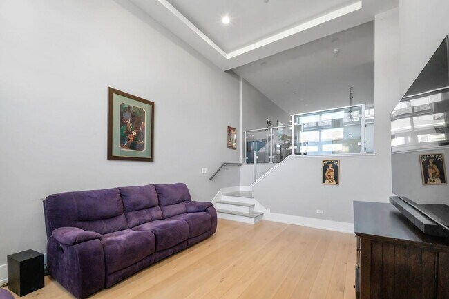 Foto del edificio - 1011 E 62nd St