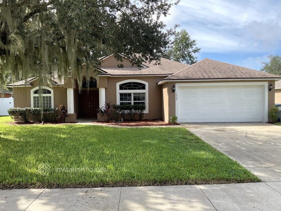 Primary Photo - 1437 Cedar Pine Dr