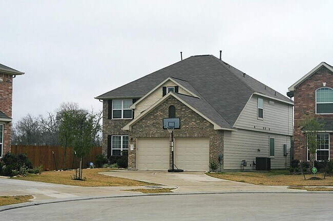 Building Photo - 3527 Yasmine Ranch Dr