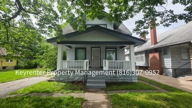 Building Photo - 2607 E 73rd St
