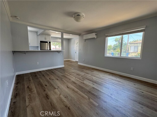Foto del edificio - 219 S Eucalyptus Ave