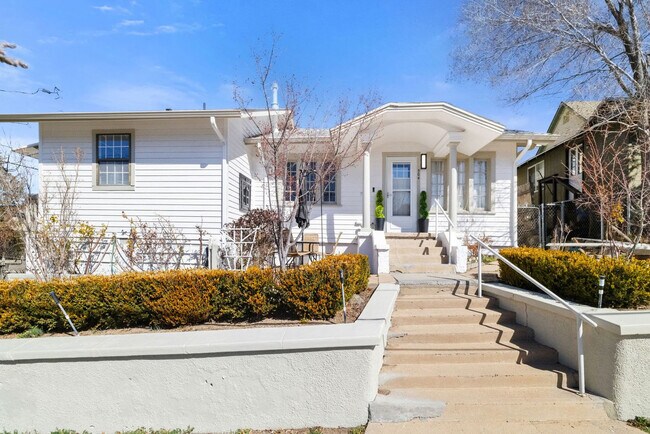 Foto del edificio - 304 E Goodwin St