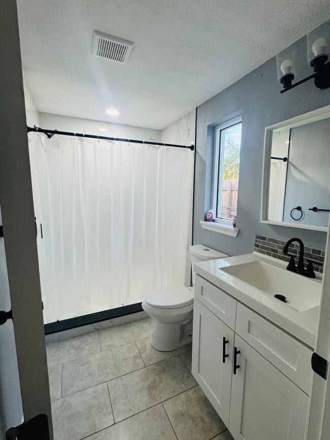 Building Photo - 4432 Perch St