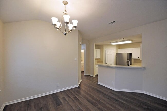 Building Photo - 13350 Water Oak Ln