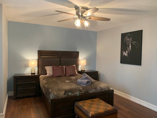 Building Photo - 300 Peachtree Rd NE