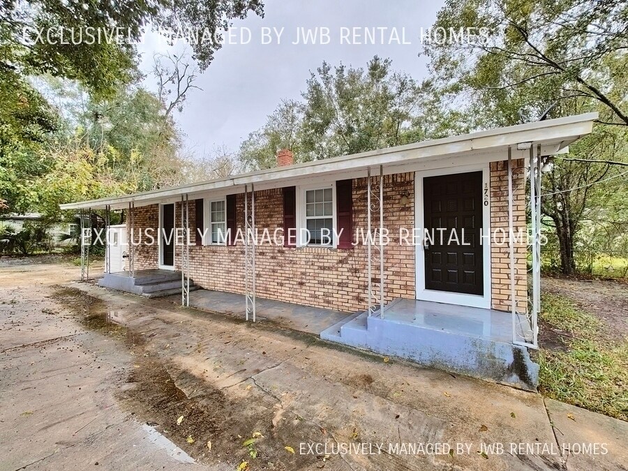 1720 Brooker Rd, Jacksonville, FL 32207 House Rental in Jacksonville