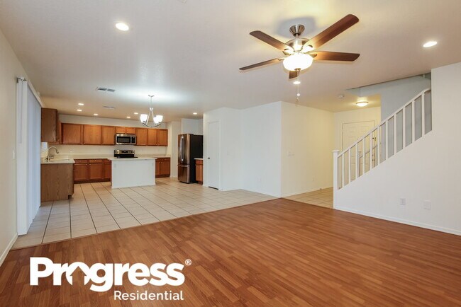 Foto del edificio - 16926 W Marshall Ln