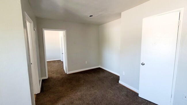 Building Photo - 3916 Chamberlayne Ave