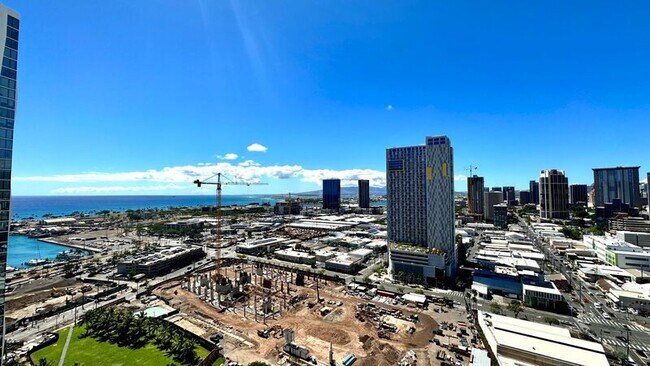 Foto del edificio - 987 Queen St