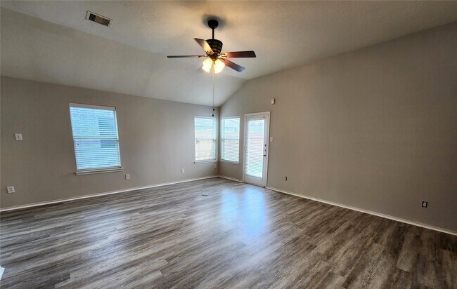 Foto del edificio - 21342 Colton Cove Dr