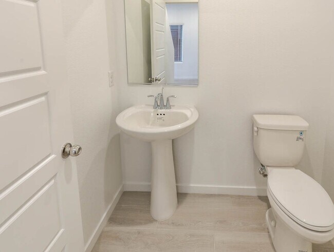 Building Photo - Brand New Never Lived In 3 Bedroom Southwe...