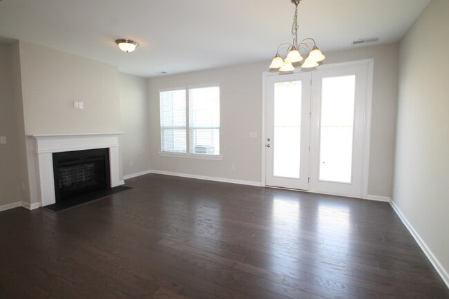 Building Photo - Exclusively Offered by Muse Realty, LLC