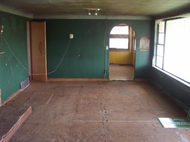 Building Photo - 2155 Bradleyville Rd