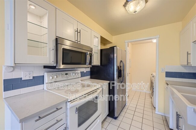 Foto del edificio - 7307 N Skyview PlaceAPT G202
