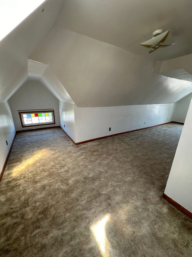 Building Photo - PP - 11 - 4Plex Tomah