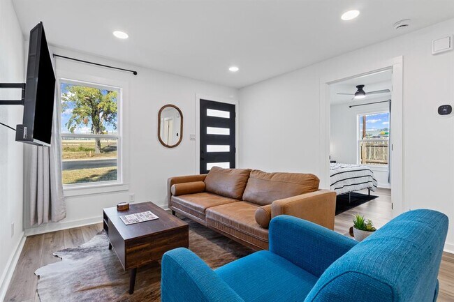 Foto del edificio - 901 N Church St