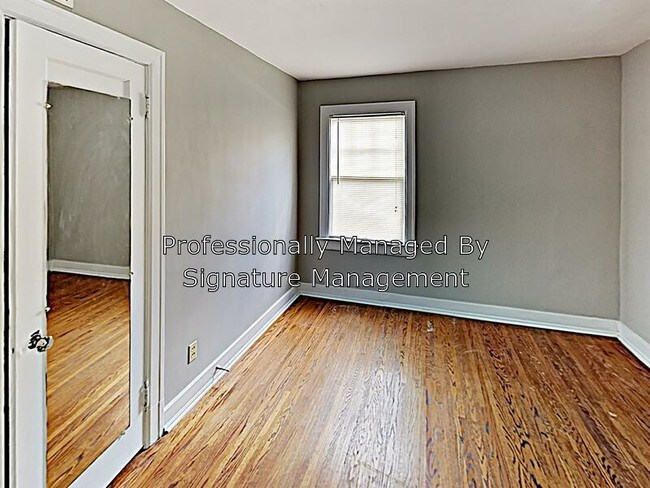Foto del edificio - 1308 Everett Ave