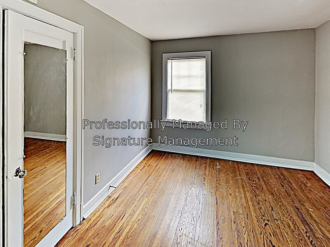 Building Photo - 1308 Everett Ave