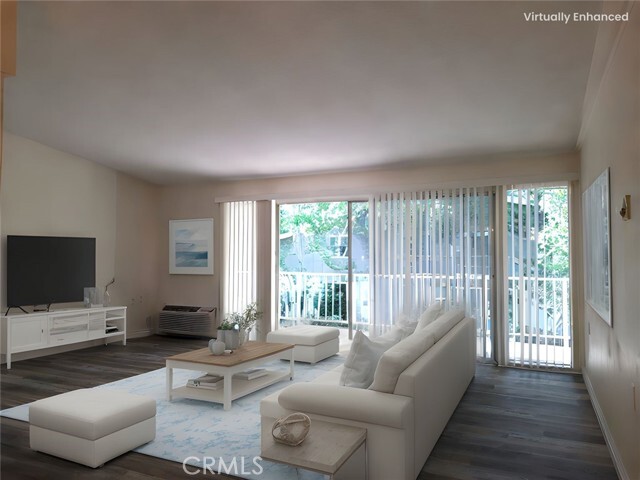 Building Photo - 548 Via Estrada