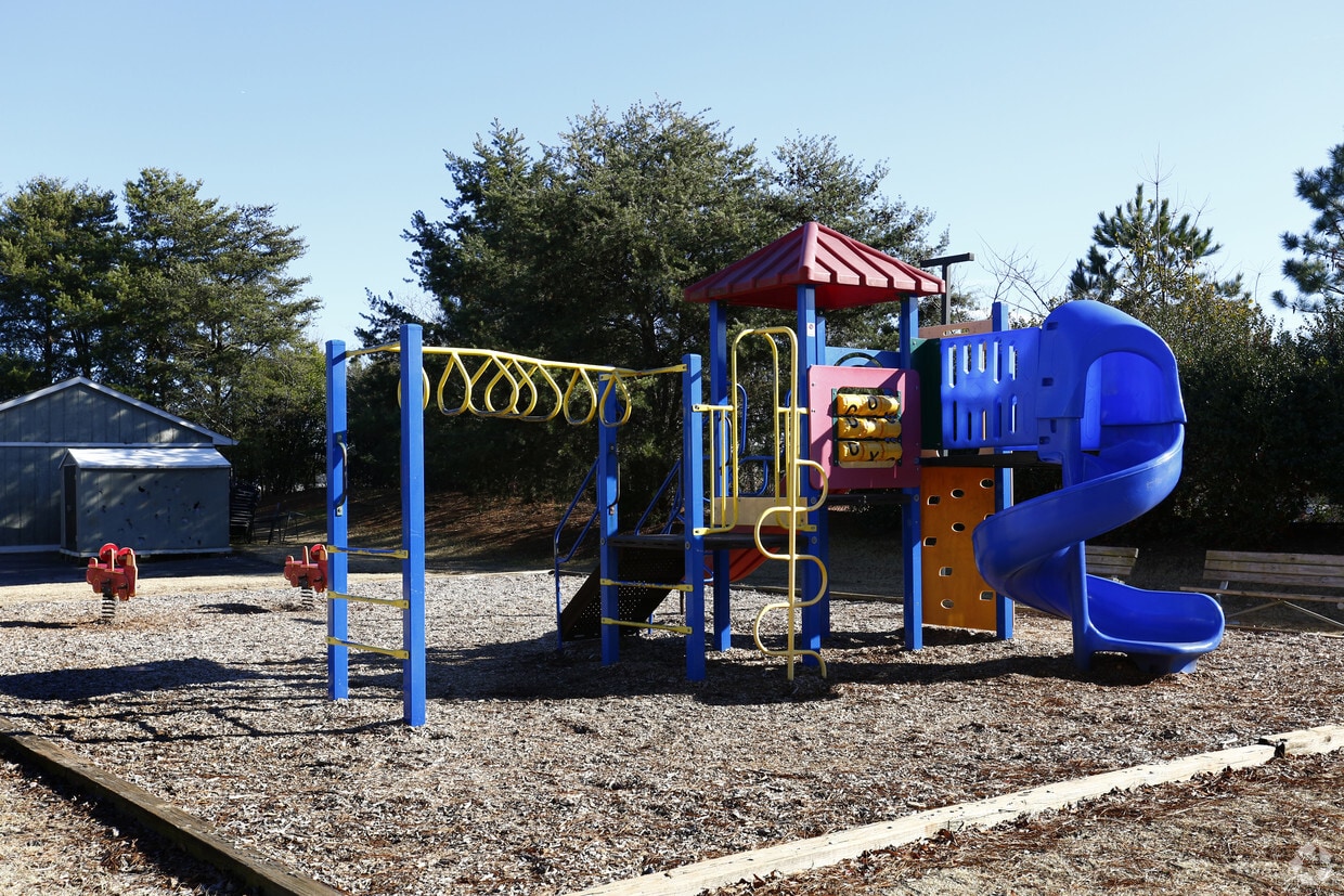 Griffin Crossings Rentals in Griffin at 1597 W McIntosh Rd Griffin, GA