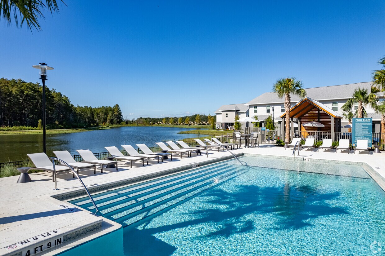 Cacema Townhomes Townhomes for Rent Kissimmee, FL