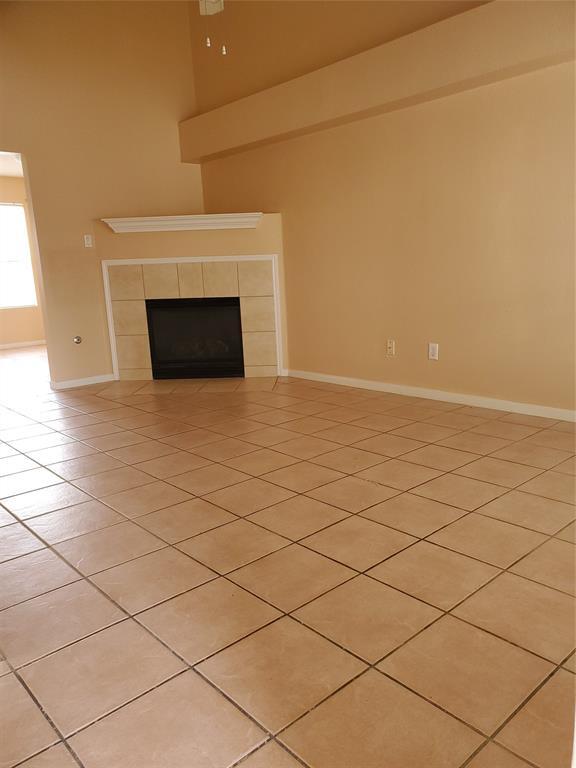 Building Photo - 7310 Fliser