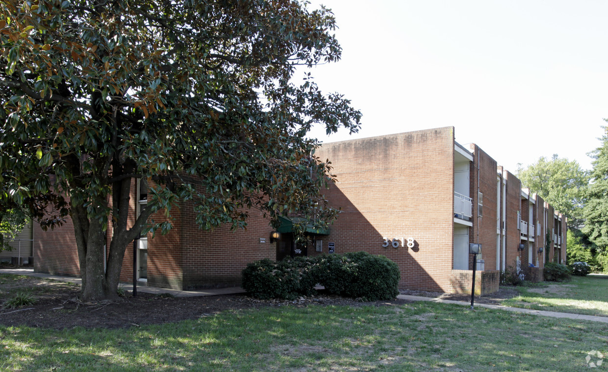 Primary Photo - Magnolia Place Apartments